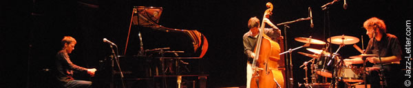 080706-jean-kapsa-trio-600x129