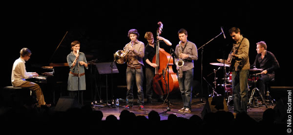 081009-Maze-RhinoJazz-NR-05-600x277