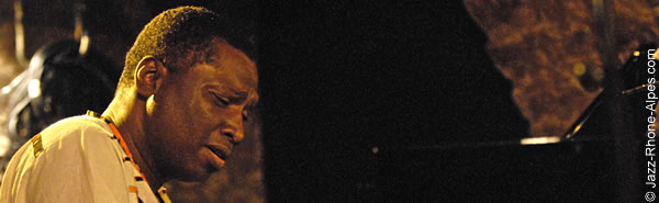 090521-Ben-Valfroy-quartet-HotClub-0345-600x185