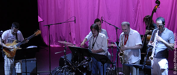 090704-Oiwah-sextet-ReZZo-0017-600x254