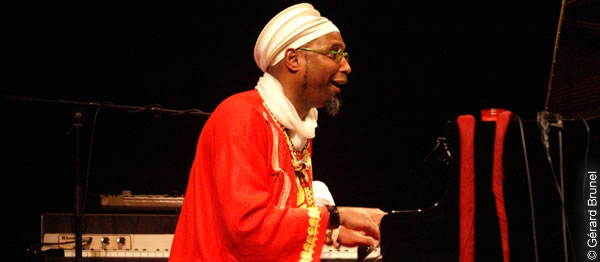 100128-omar-sosa-iris-gb-0038-600x262