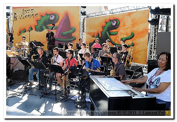 110705-big-bands-balances-vienne-lp-04-0632