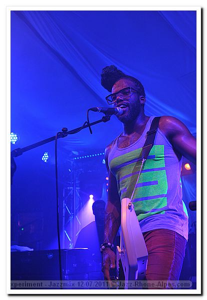 110712-robert-glasper-experiment-jazzmix-5134