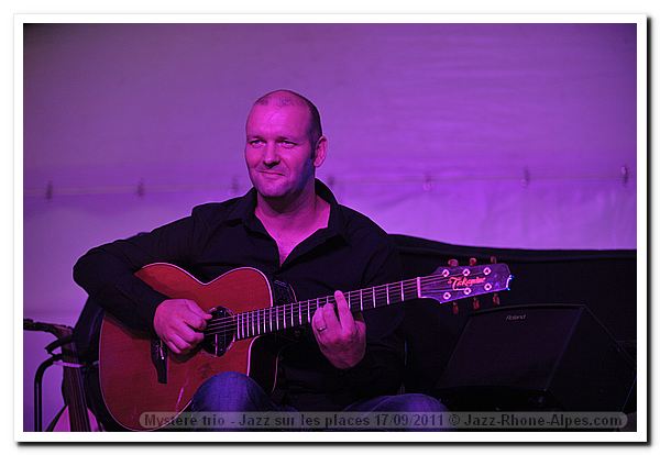 110917-mystere-trio-jslp-9635