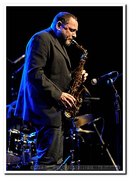 120321-atzmon-orient-house-avaulxjazz-nr-01