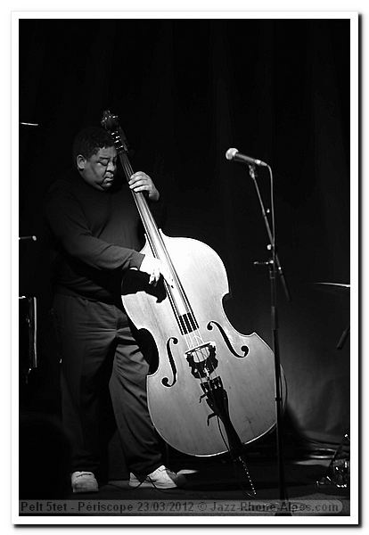 120323-j-pelt-quintet-periscope-0785