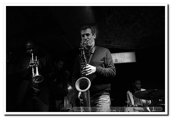 120327-jam-hotclub-pelt-1052