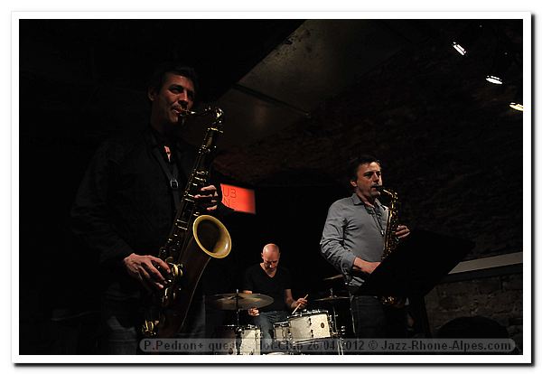 120426-pedron-yapoudjian-reydet-foucher-prost-hotclub-2803