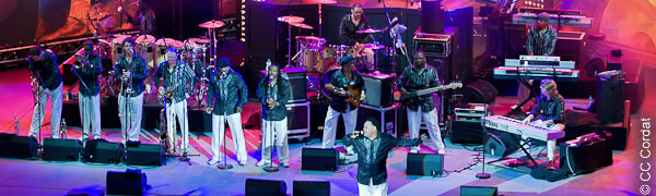 120703-08-earth-wind-fire-vienne-ccc-0007-600x180