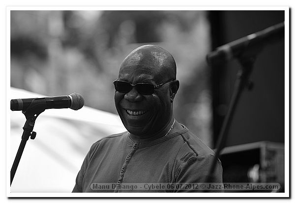 120706-01-manu-dibango-cybele-7602