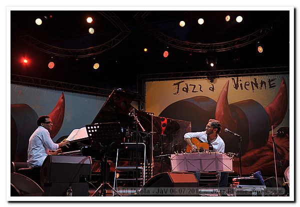 120706-09-al-di-meola-jav-7726