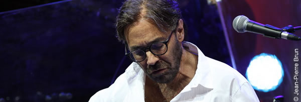 120706-09-al-di-meola-jav-jpb-4984-600x203