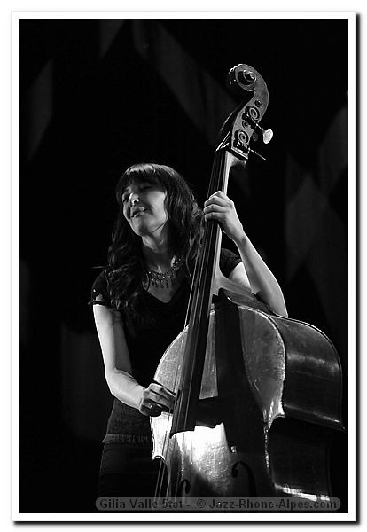 120707-12-giulia-valle-5tet-club-8209