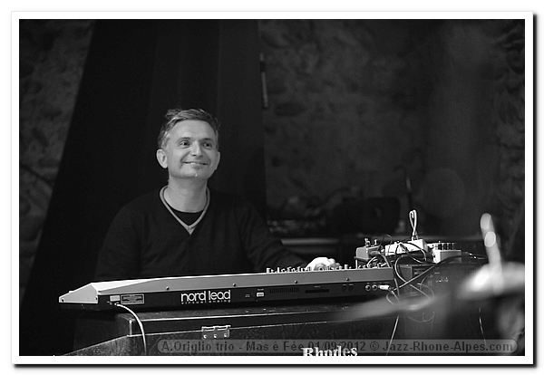 120901-02-origlio-regard-boudras-masefee-6075