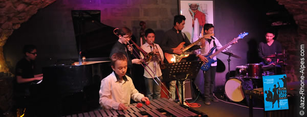 130430-04-jazzday-lyon-junior-jam-8887-600x230