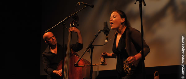 130525-05-duo-joak-nuits-des-jazz-0956-600x257