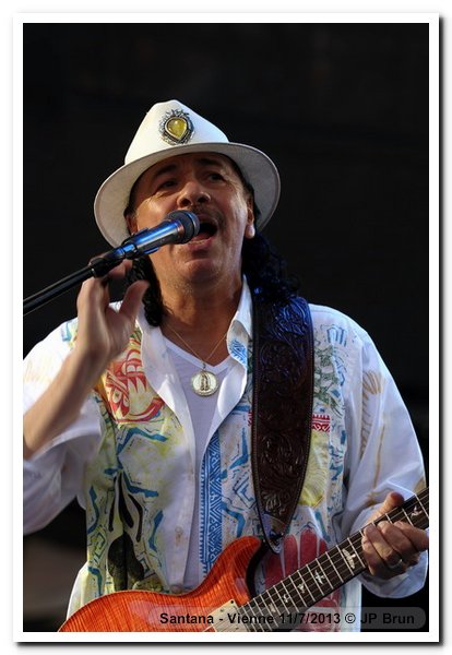 130711-06-carlos-santana-vienne-jpb-2282