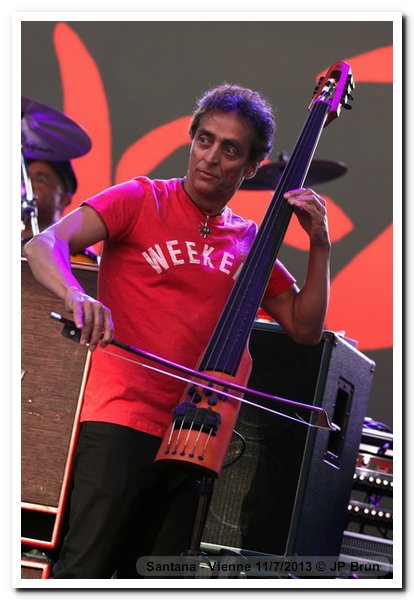 130711-06-carlos-santana-vienne-jpb-2297