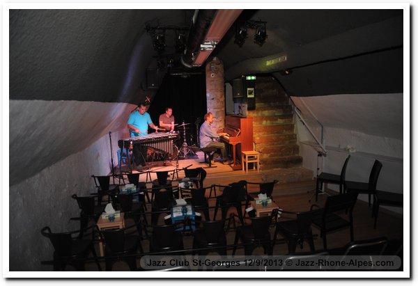 130912-jazz-club-st-georges-6498