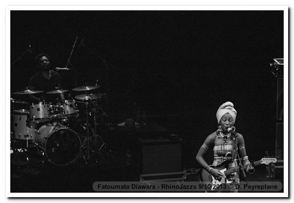 131009-fatoumata-diawara-firminy-rhinojazz-dp-1999