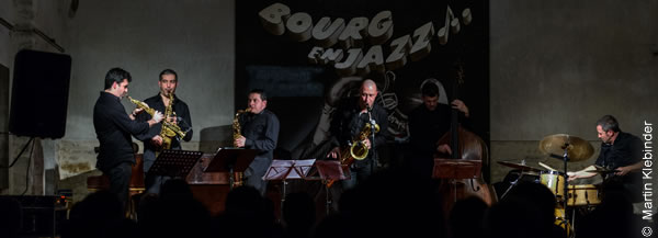 131122-heavy-fingers-sextet-faj-mk-6441-600x217