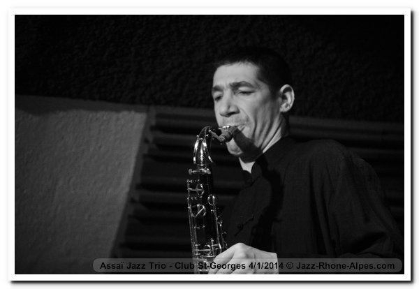 140104-assai-jazz-trio-st-georges-4210