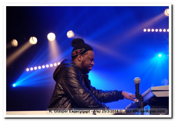 140325-robert-glasper-experiment-avj-3144