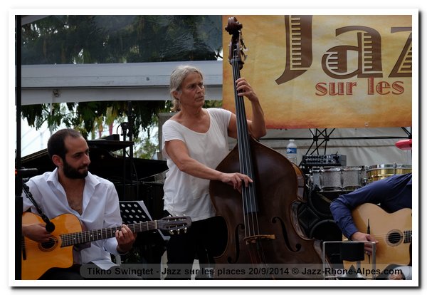 140920-01-tikno-swingtet-jazz-sur-les-places-23604