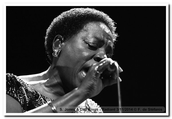 141103-sharon-jones-dap-kings-radiant-fds-0332