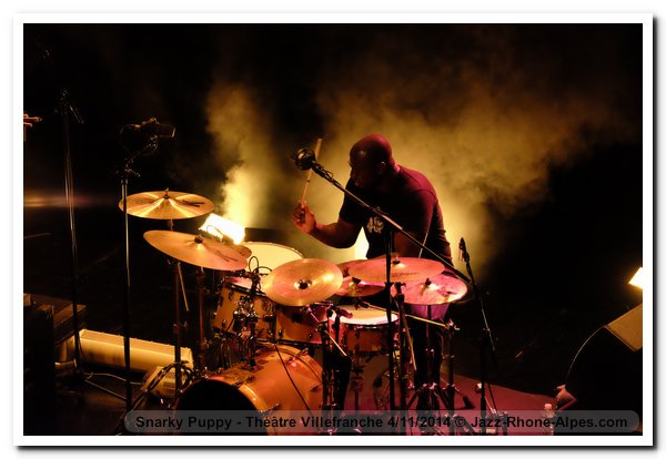 141104-snarky-puppy-villefranche-25390