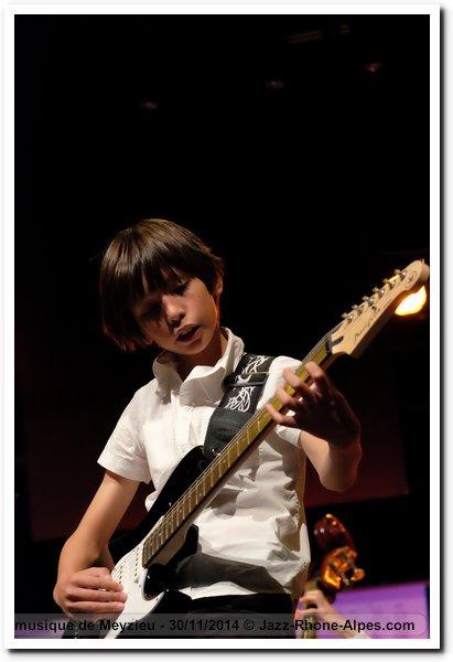 141130-3-ecole-musique-meyzieu26217
