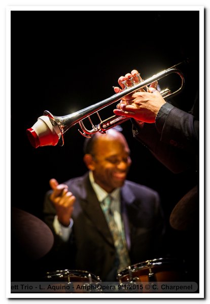 150109-sangoma-everett-trio-luca-aquino-amphi-cc-08