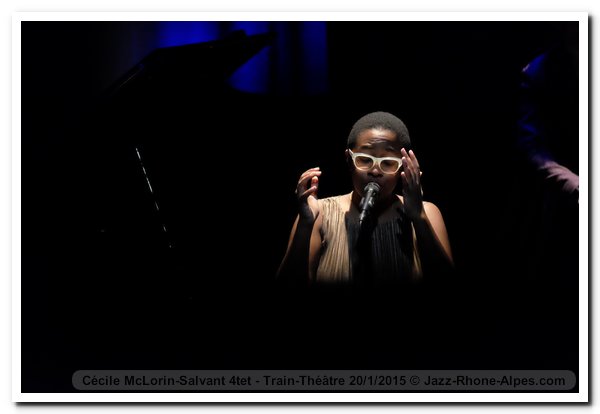 150121-c-mclorin-salvant-quartet-train-theatre-27411