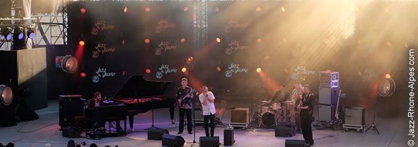150710-07-french-blues-all-stars-vienne-13741-600x211