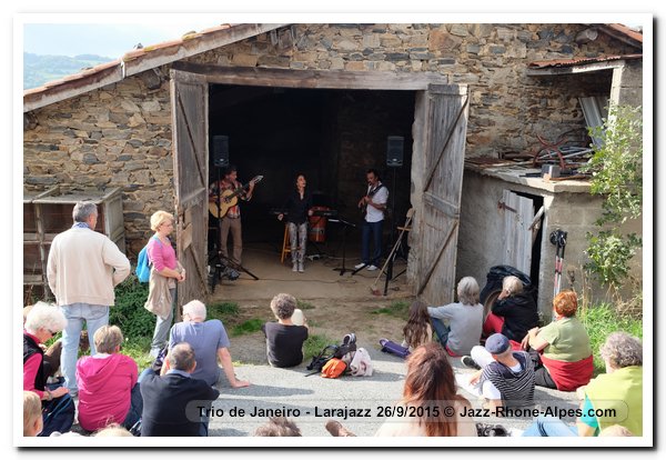 150926-02-trio-de-janeiro-larajazz-17817