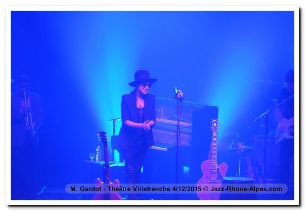 151204-m-gardot-theatre-villefranche-20875