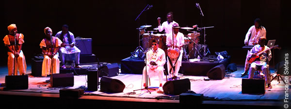 160325-salif-keita-auditorium-fds-4198-600x226dpi