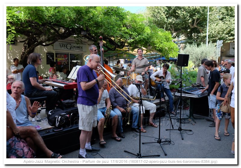 160817-02-apero-jazz-buis-les-baronnies-8384