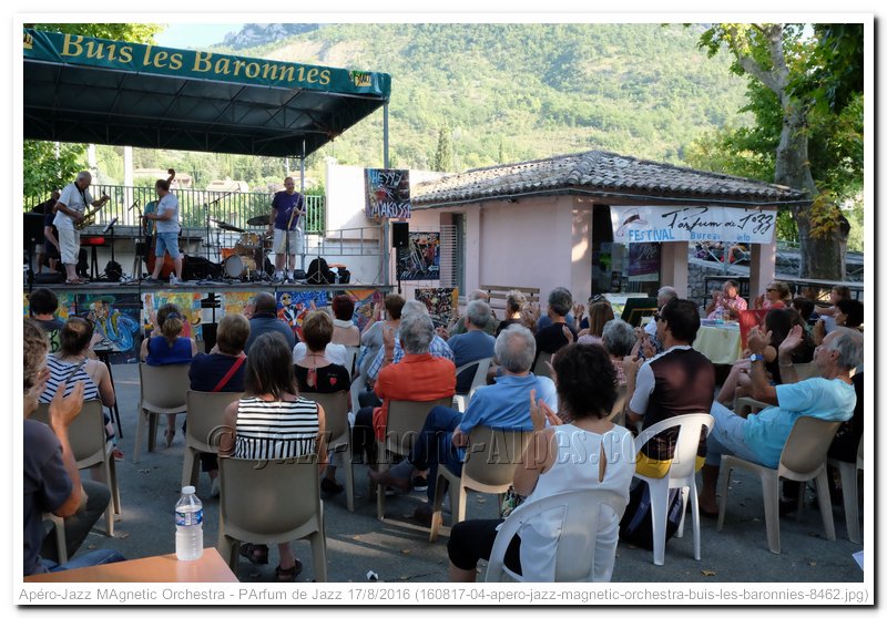 160817-04-apero-jazz-magnetic-orchestra-buis-les-baronnies-8462