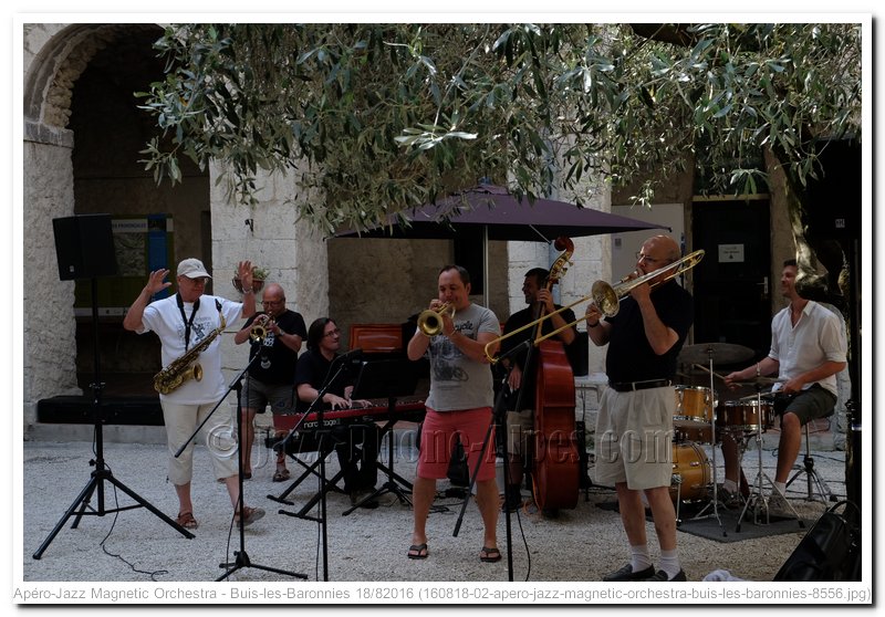 160818-02-apero-jazz-magnetic-orchestra-buis-les-baronnies-8556