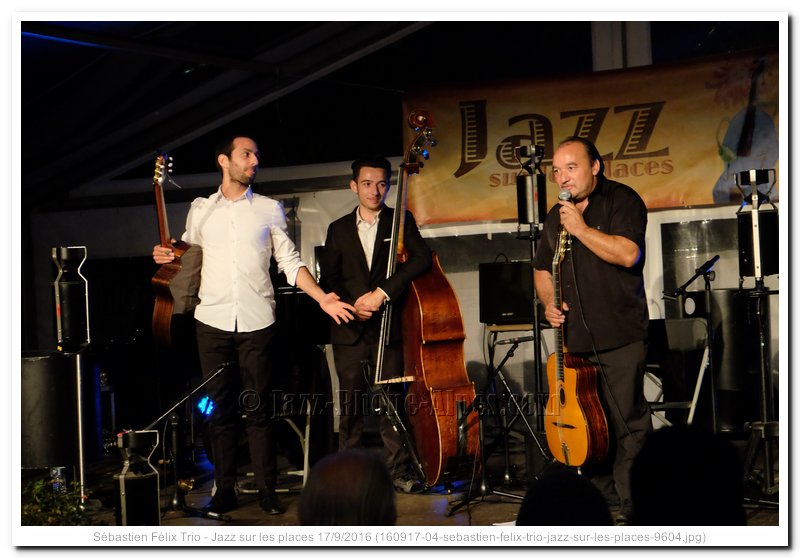 160917-04-sebastien-felix-trio-jazz-sur-les-places-9604