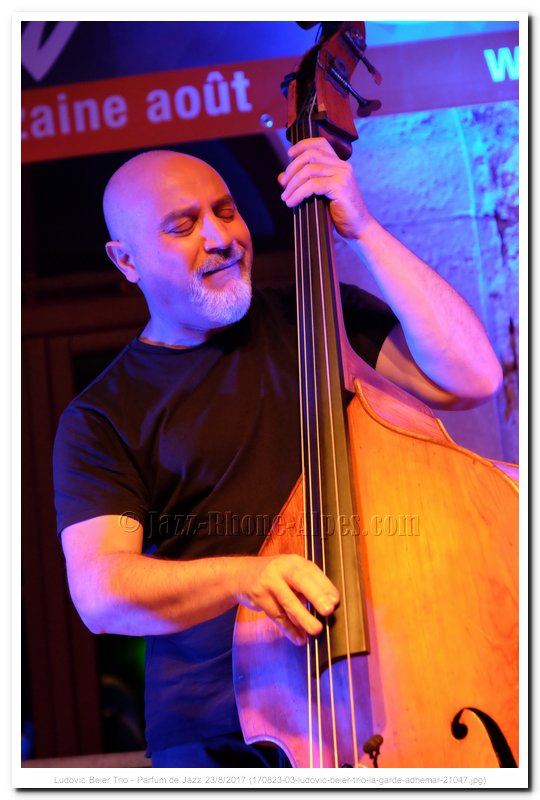 170823-03-ludovic-beier-trio-la-garde-adhemar-21047